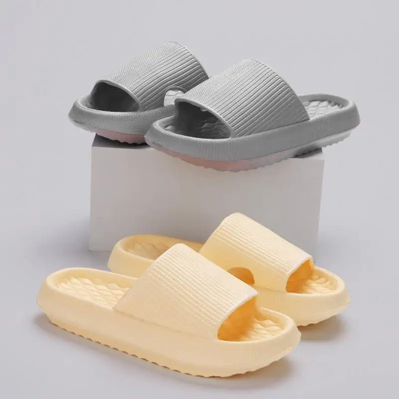 claquettes femme confort