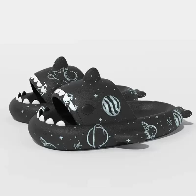 claquette requin noir