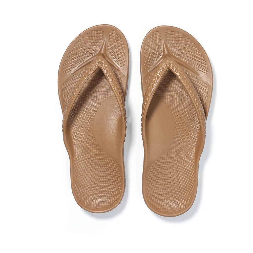 Tong confortable couleur marron