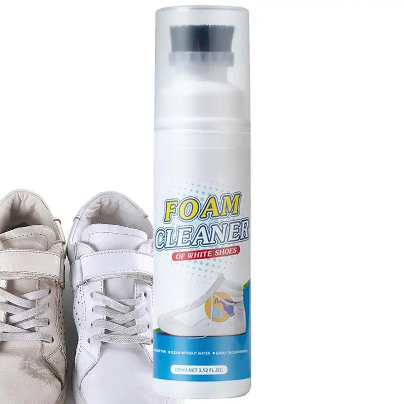 Avant/après : basket nettoyée à la mousse – résultat impeccable