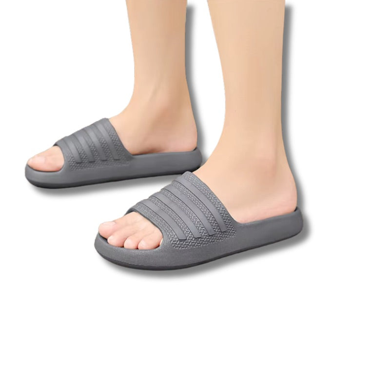 Claquette été homme