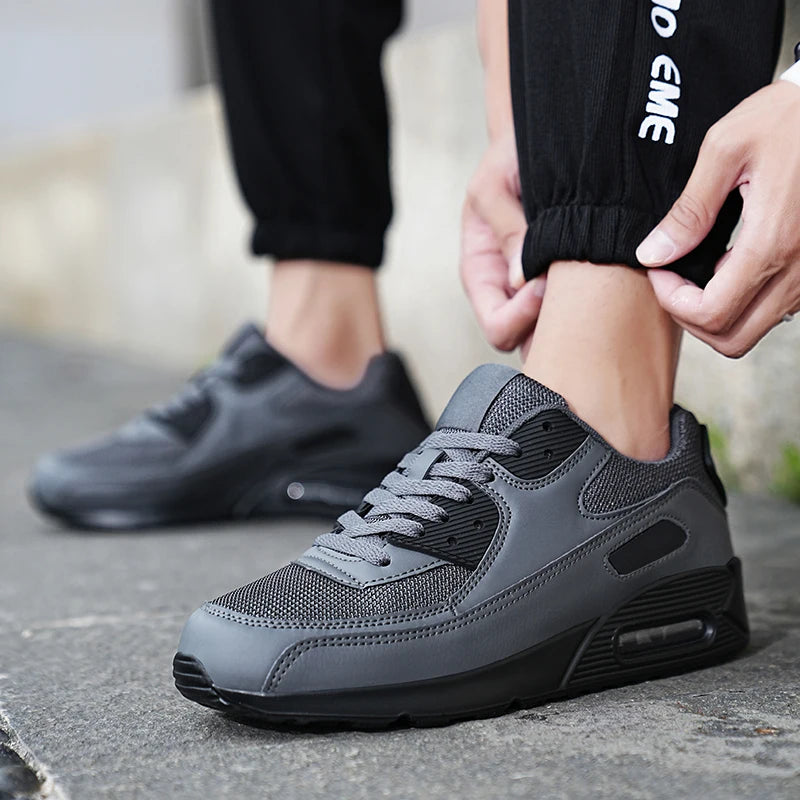 Homme en baskets style Air Max – look streetwear sans logo