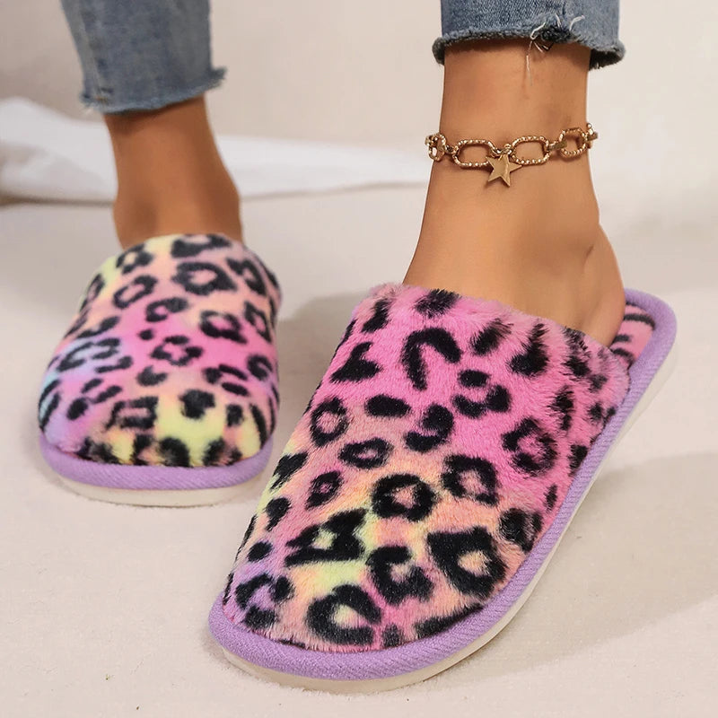 Pantoufle leopard pour femme