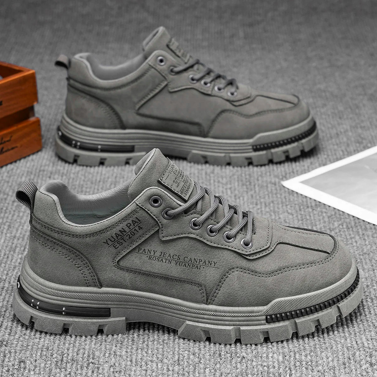 baskets en cuir pour homme couleur gris