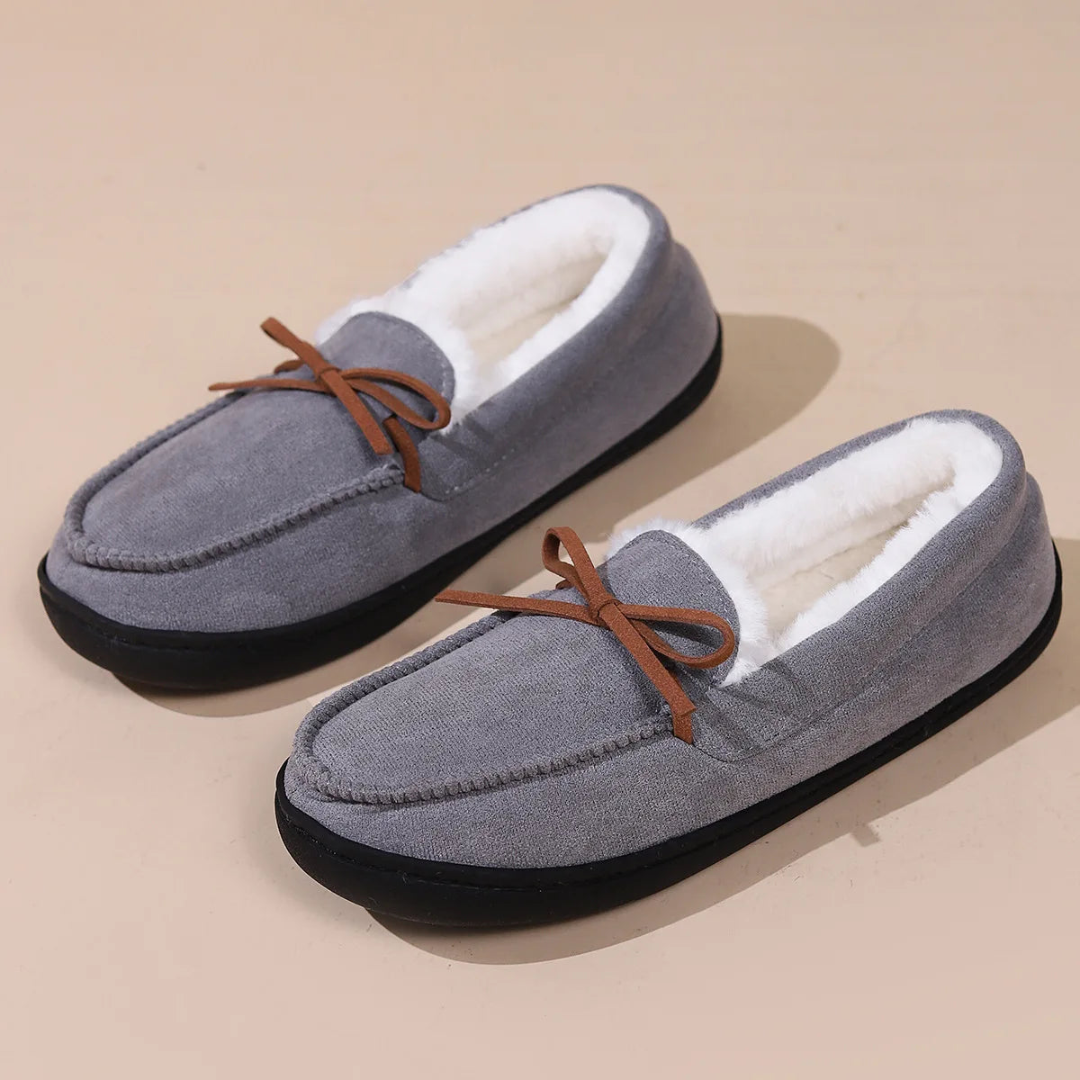 chausson mocassin gris