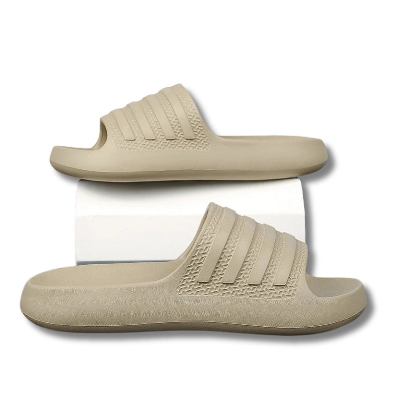 claquette beige homme