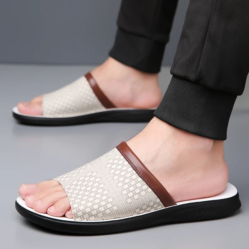 claquette d'été pour homme couleur blanche