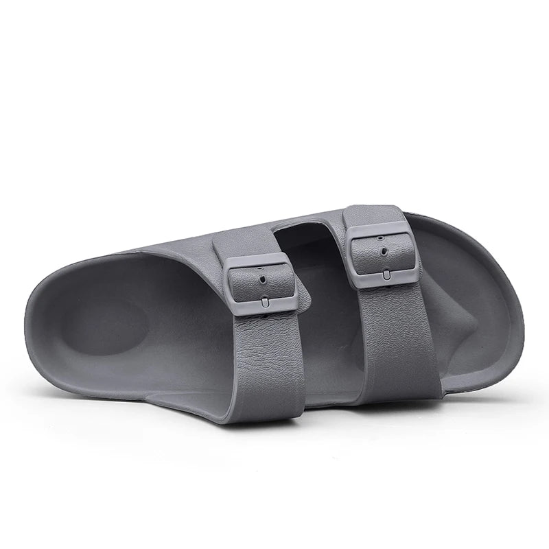 claquette pied large homme