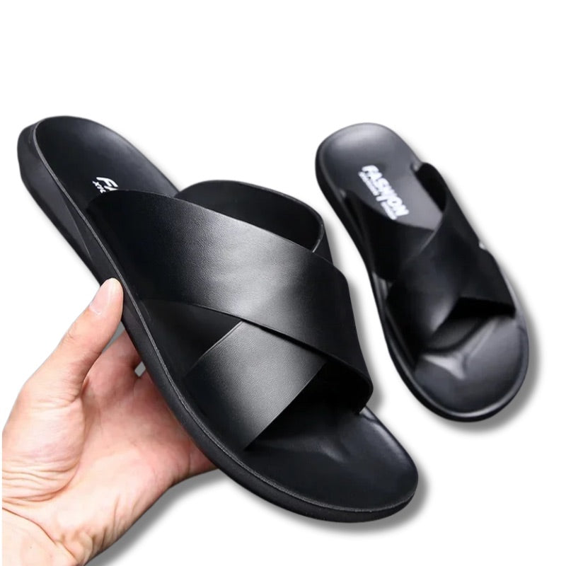 claquettes en cuir homme