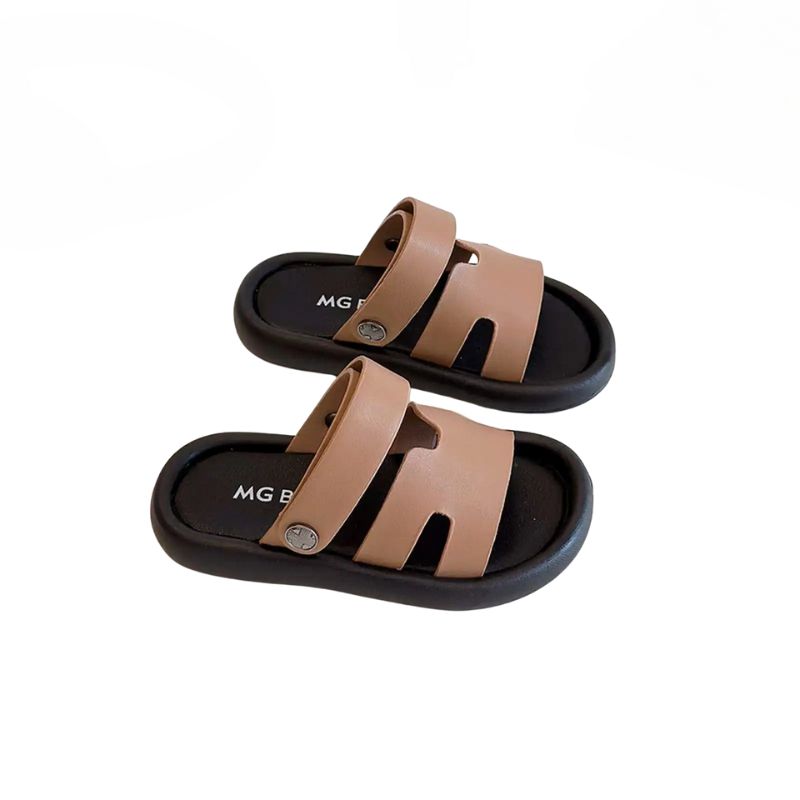 Sandales en cuir marron pour enfant