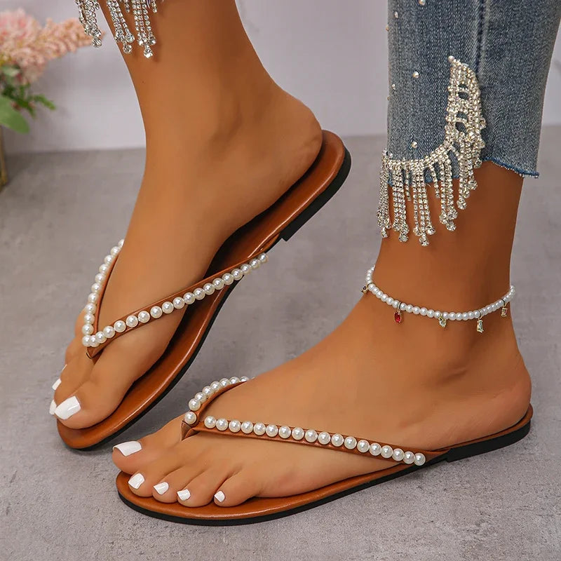 tong marron pour femme